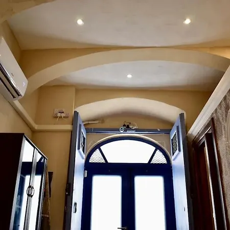 City Centre Pied-A-Terre Near Food Market And Walking Distance To Bus Terminus Valletta Exterior photo